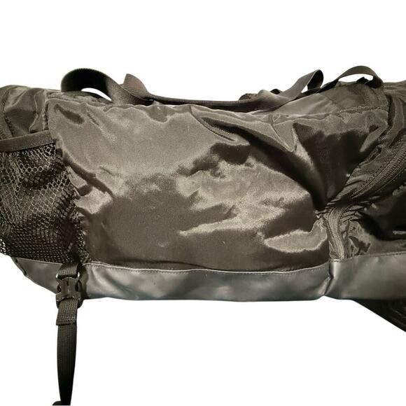 Timbuk2 Black Race Cycling Duffle Bag - Picture 11 of 14